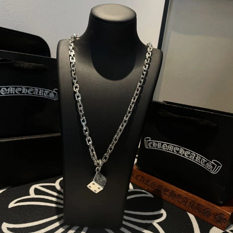 UrbanStyle Chrome Hearts Necklaces 240567