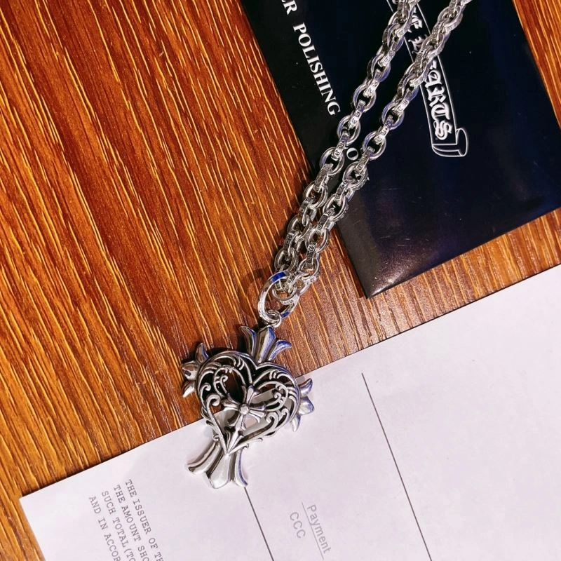 Thermal Chrome Hearts Necklaces 240566
