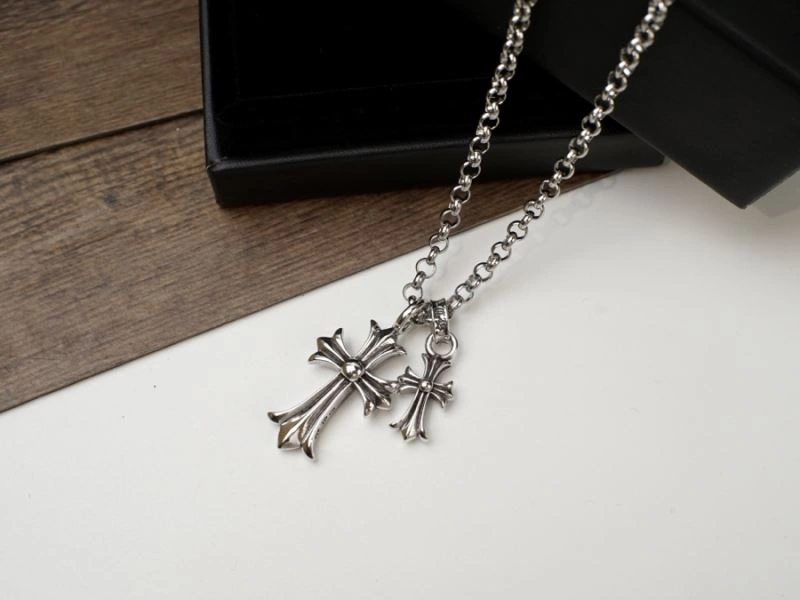 Breathable Chrome Hearts Necklaces 240565