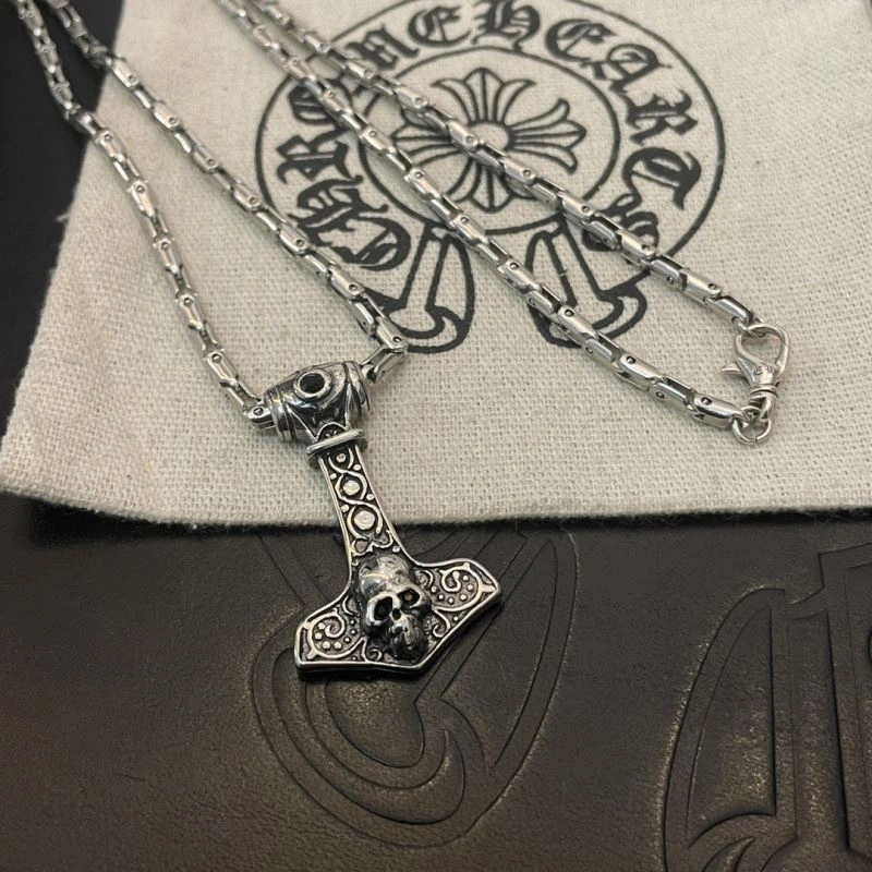 Vibrant Chrome Hearts Necklaces 240550