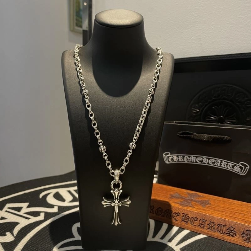Vibrant Chrome Hearts Necklaces 240602