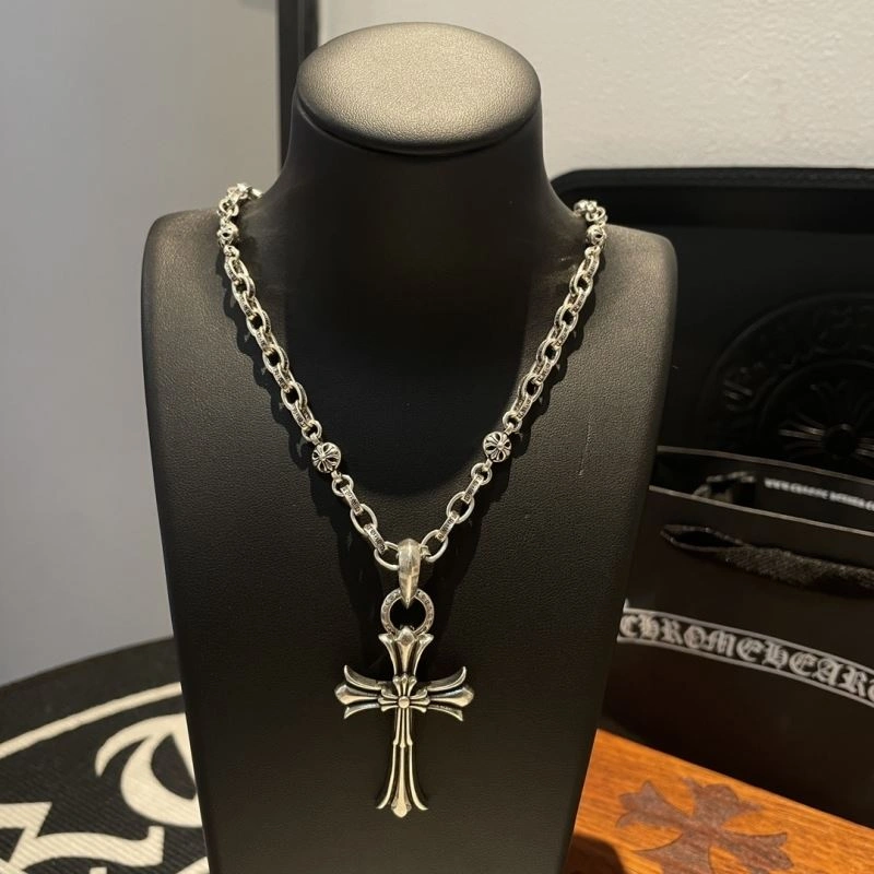 Vibrant Chrome Hearts Necklaces 240602