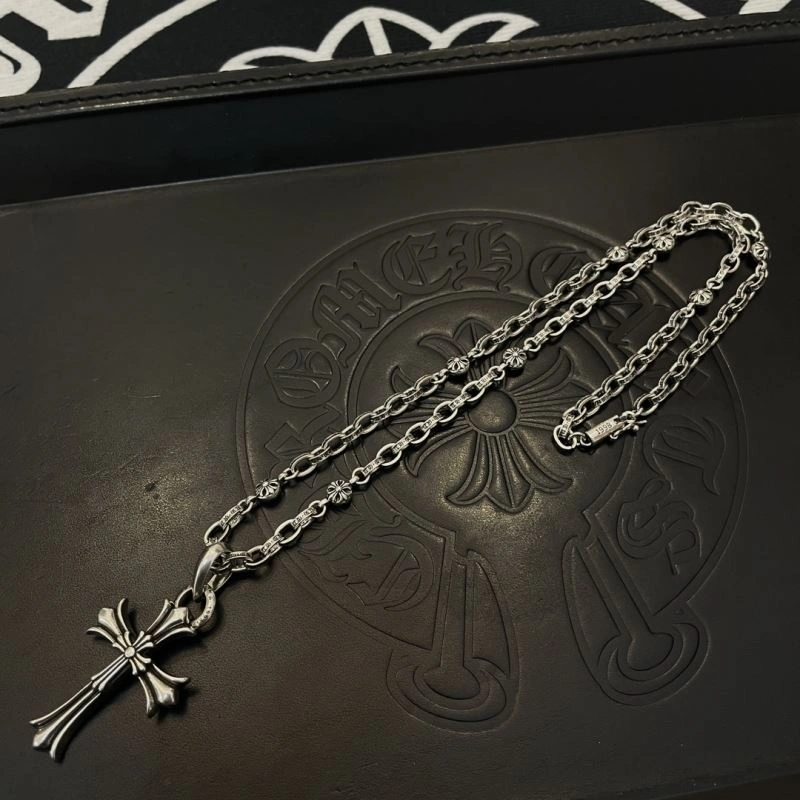 Vibrant Chrome Hearts Necklaces 240602