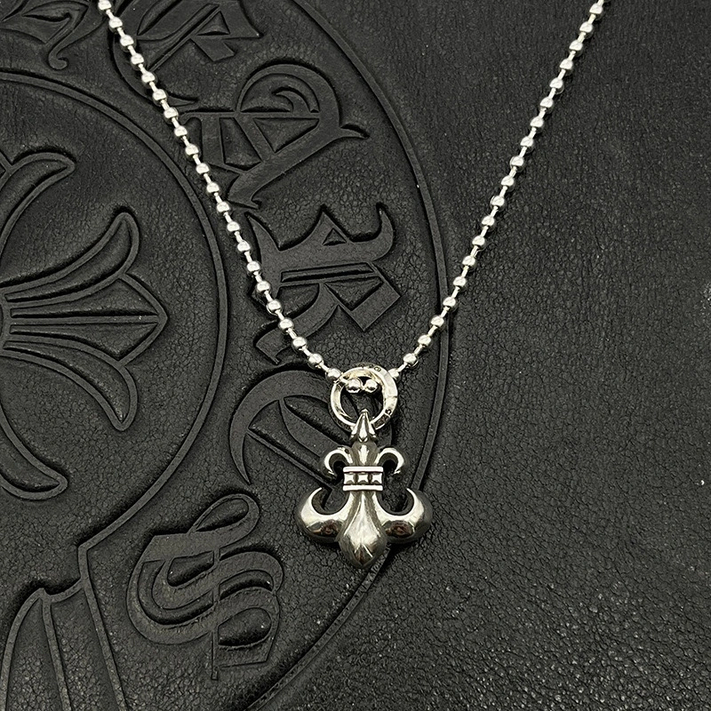 Sustainable Chrome Hearts Necklaces 240479