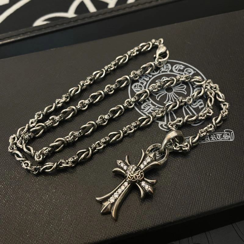 Cozy Chrome Hearts Necklaces 240439