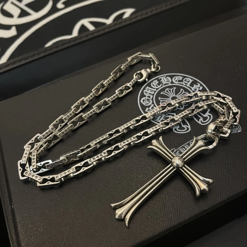 Cozy Chrome Hearts Necklaces 240436