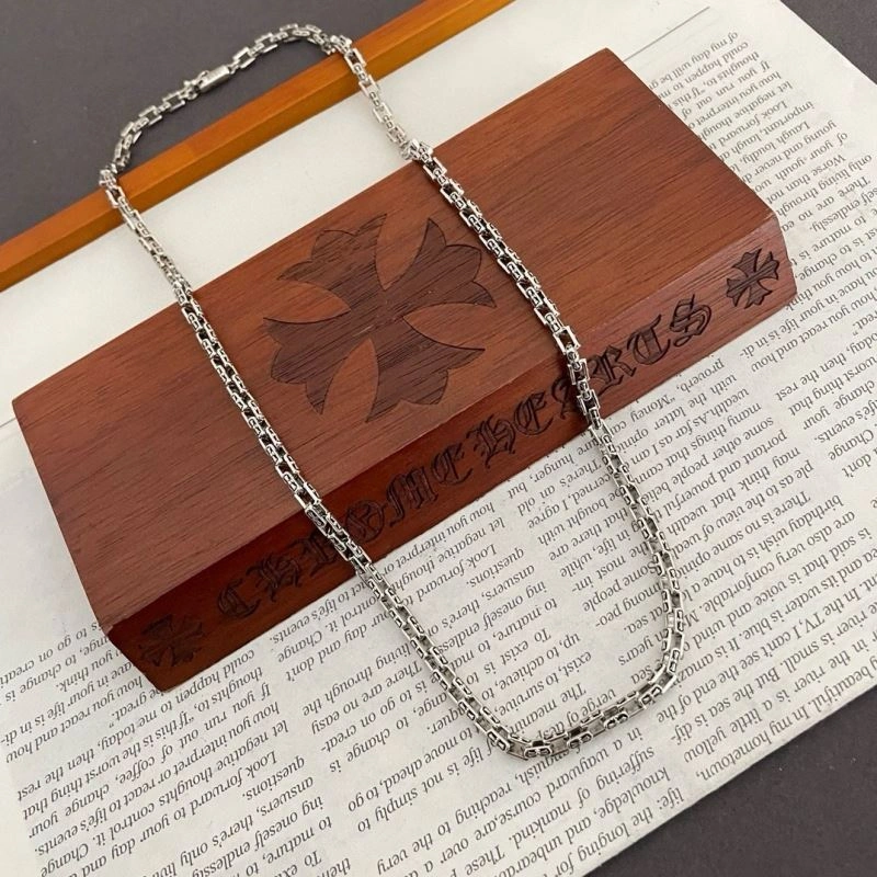 Casual Chrome Hearts Necklaces 240412