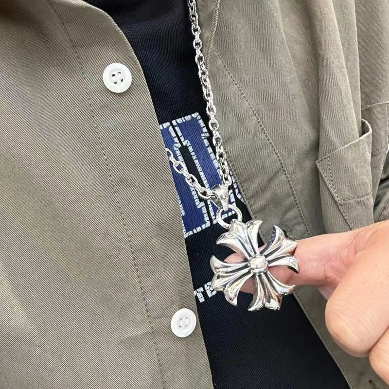 EyeCatching Chrome Hearts Necklaces 240180