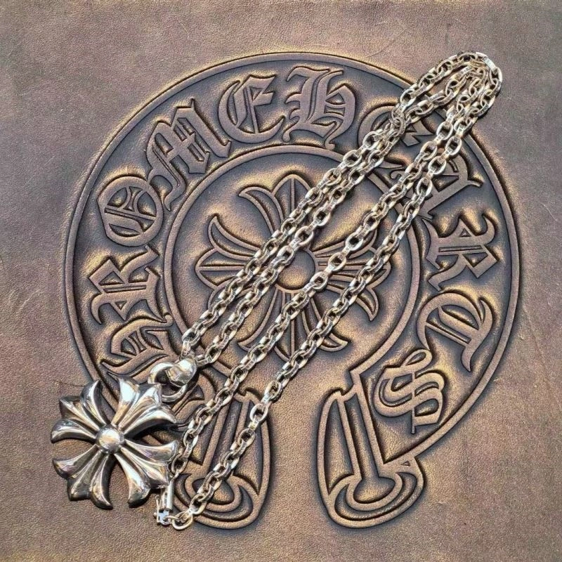 EyeCatching Chrome Hearts Necklaces 240180