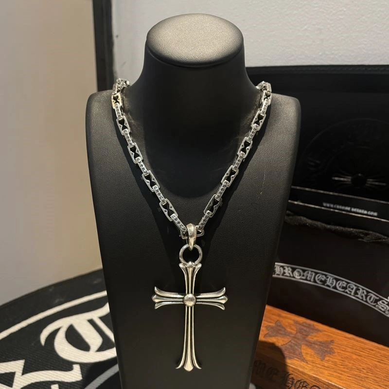 Lightweight Chrome Hearts Necklaces 240191