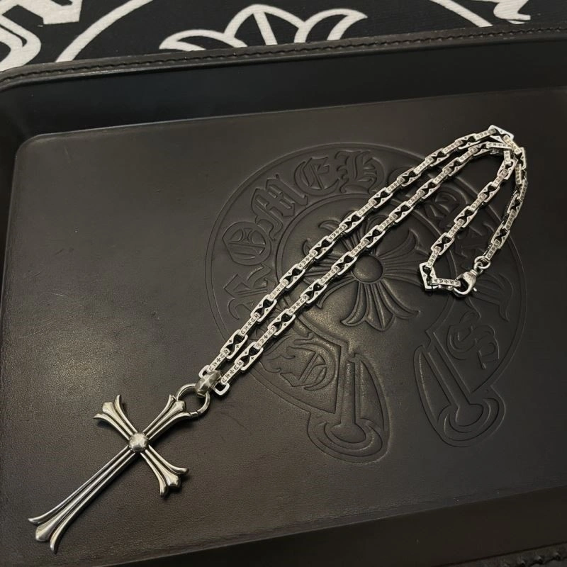 Lightweight Chrome Hearts Necklaces 240191