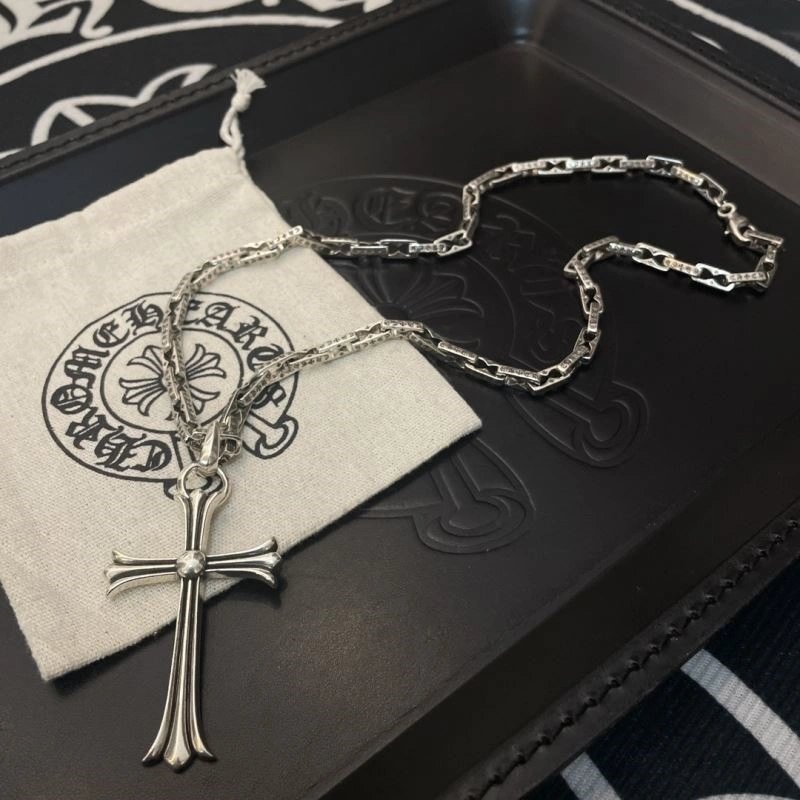Lightweight Chrome Hearts Necklaces 240191