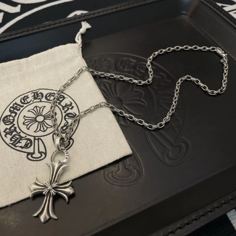 WellDesigned Chrome Hearts Necklaces 240175