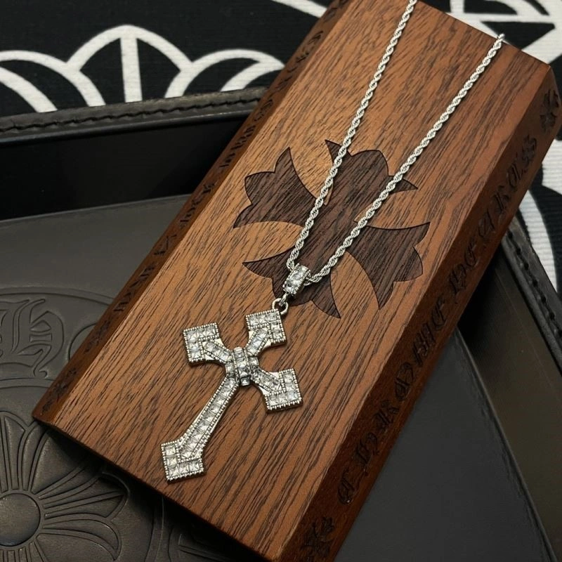 Stretchable Chrome Hearts Necklaces 240177