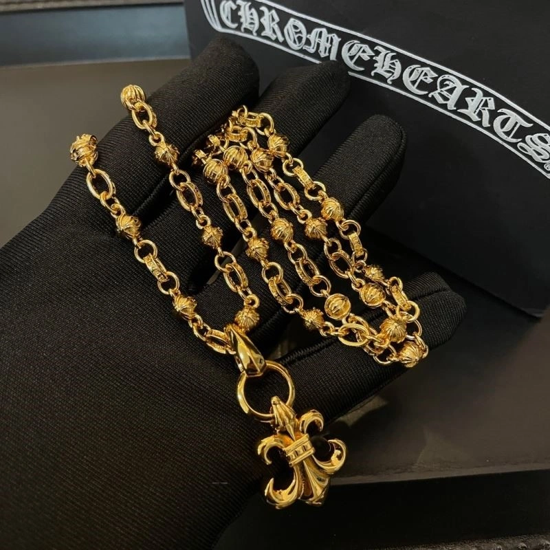 EyeCatching Chrome Hearts Necklaces 240167