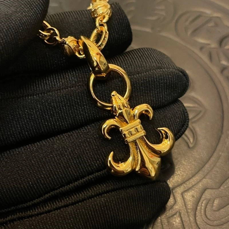 EyeCatching Chrome Hearts Necklaces 240167