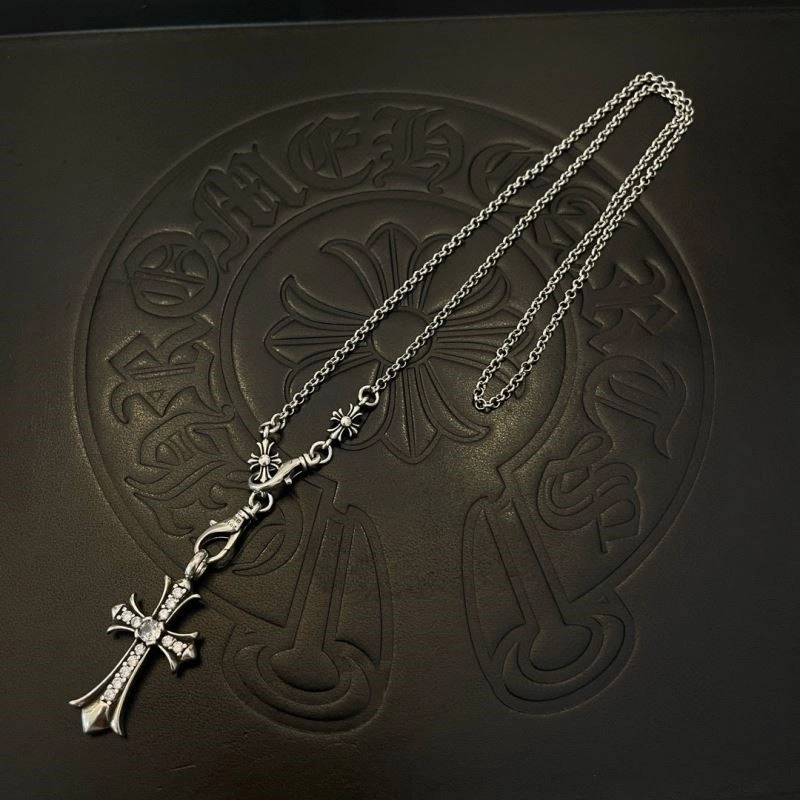 Thermal Chrome Hearts Necklaces 240135