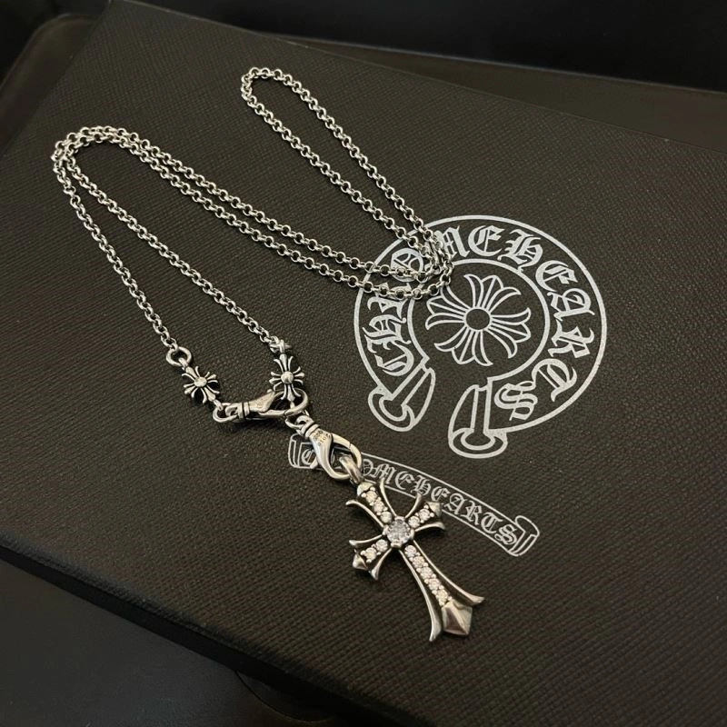 Thermal Chrome Hearts Necklaces 240135