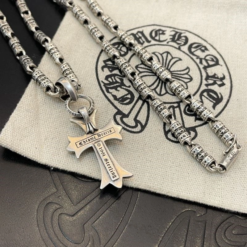 Lightweight Chrome Hearts Necklaces 240131