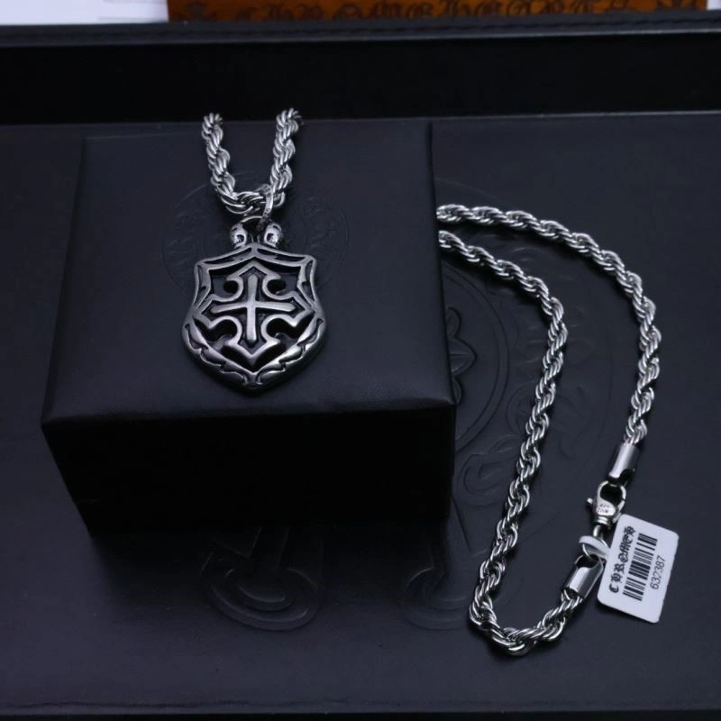Practical Chrome Hearts Necklaces 240123