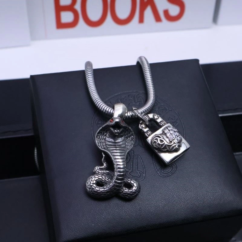 Breathable Chrome Hearts Necklaces 240119