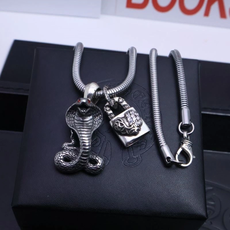 Breathable Chrome Hearts Necklaces 240119