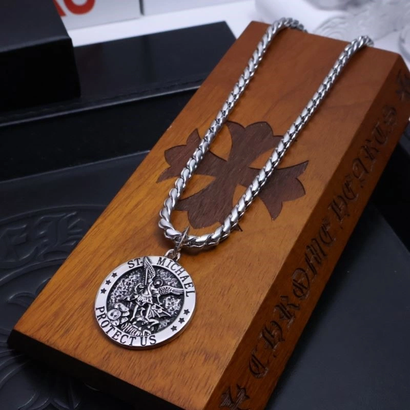MoistureWicking Chrome Hearts Necklaces 240109