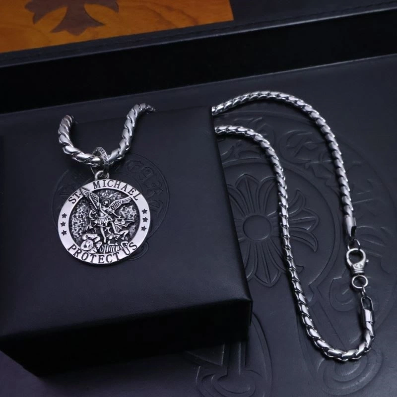 MoistureWicking Chrome Hearts Necklaces 240109