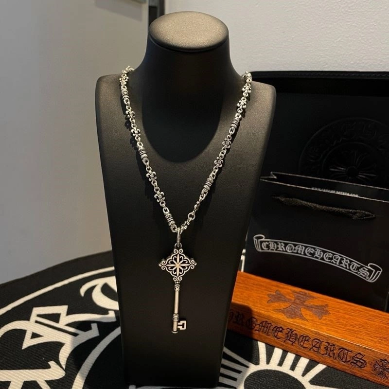 Classic Chrome Hearts Necklaces 240111