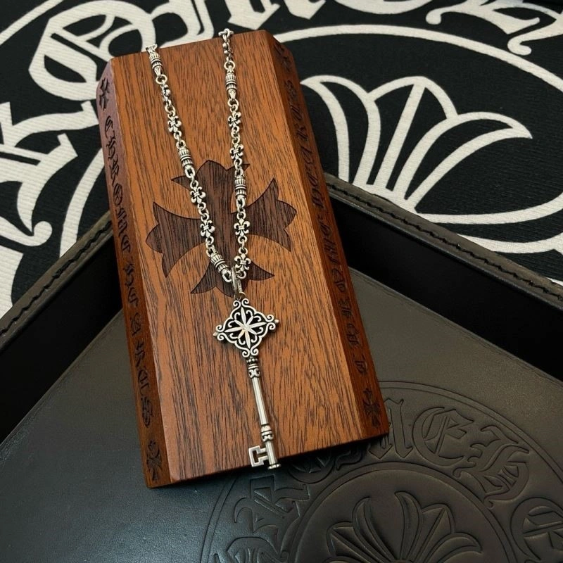 Classic Chrome Hearts Necklaces 240111
