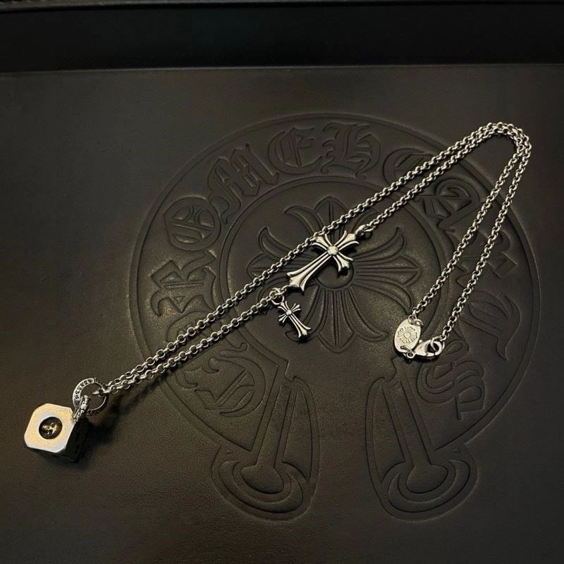 Sporty Chrome Hearts Necklaces 240082