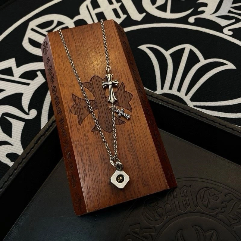 Sporty Chrome Hearts Necklaces 240082