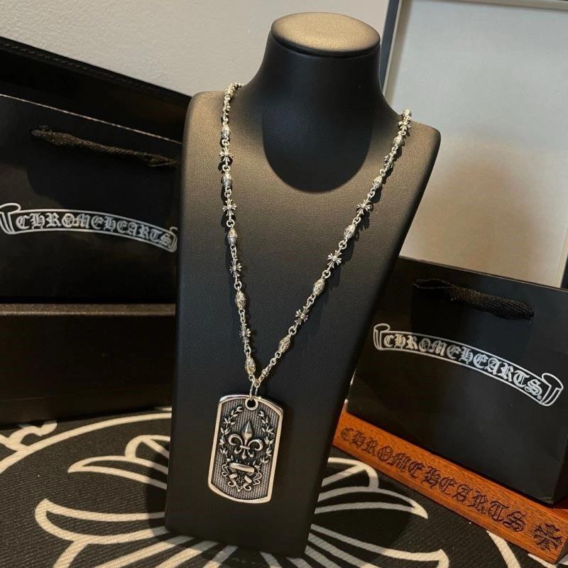 WrinkleFree Chrome Hearts Necklaces 240077