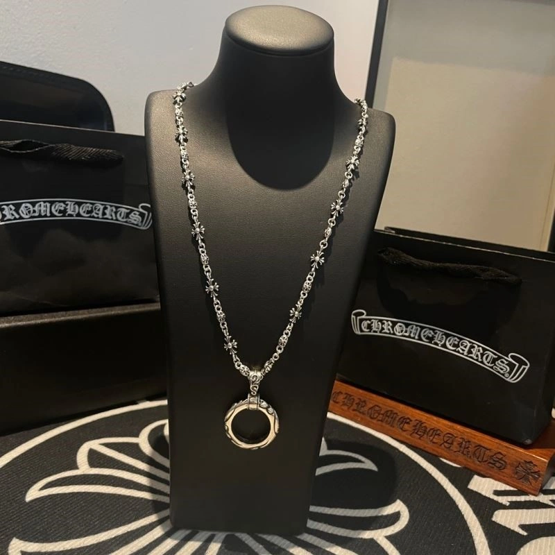 Vibrant Chrome Hearts Necklaces 240043