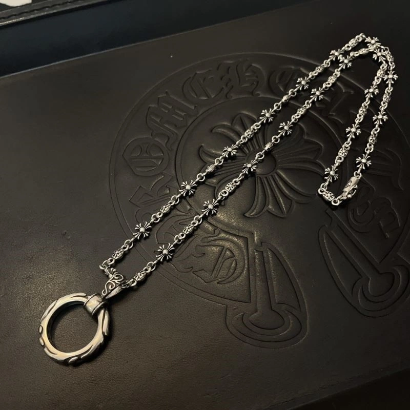 Vibrant Chrome Hearts Necklaces 240043