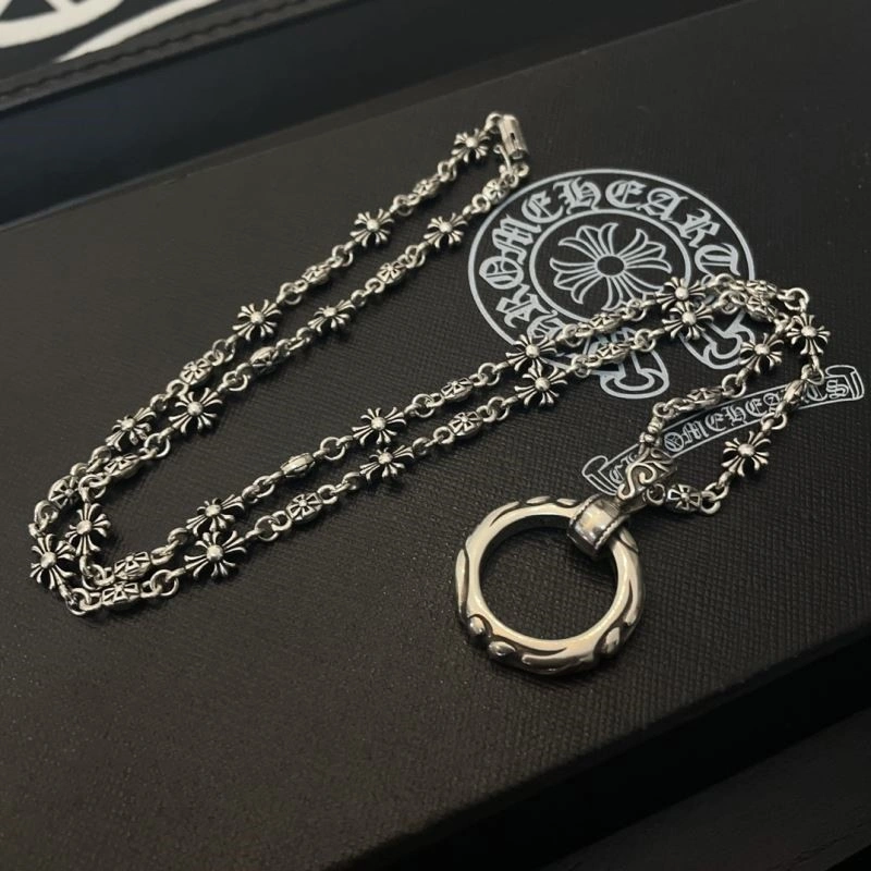 Vibrant Chrome Hearts Necklaces 240043