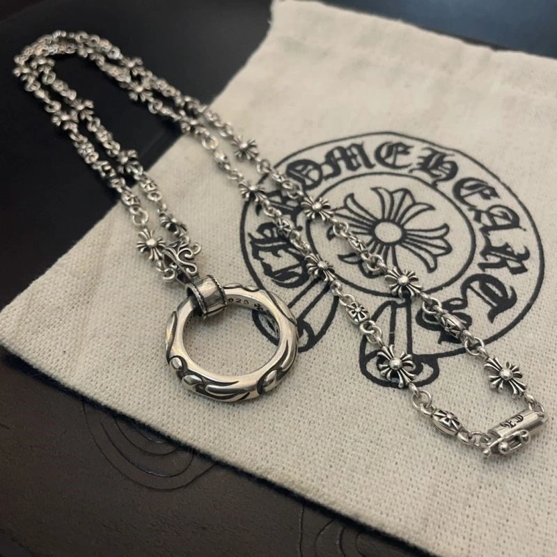 Vibrant Chrome Hearts Necklaces 240043