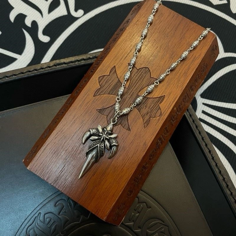 Packable Chrome Hearts Necklaces 240032