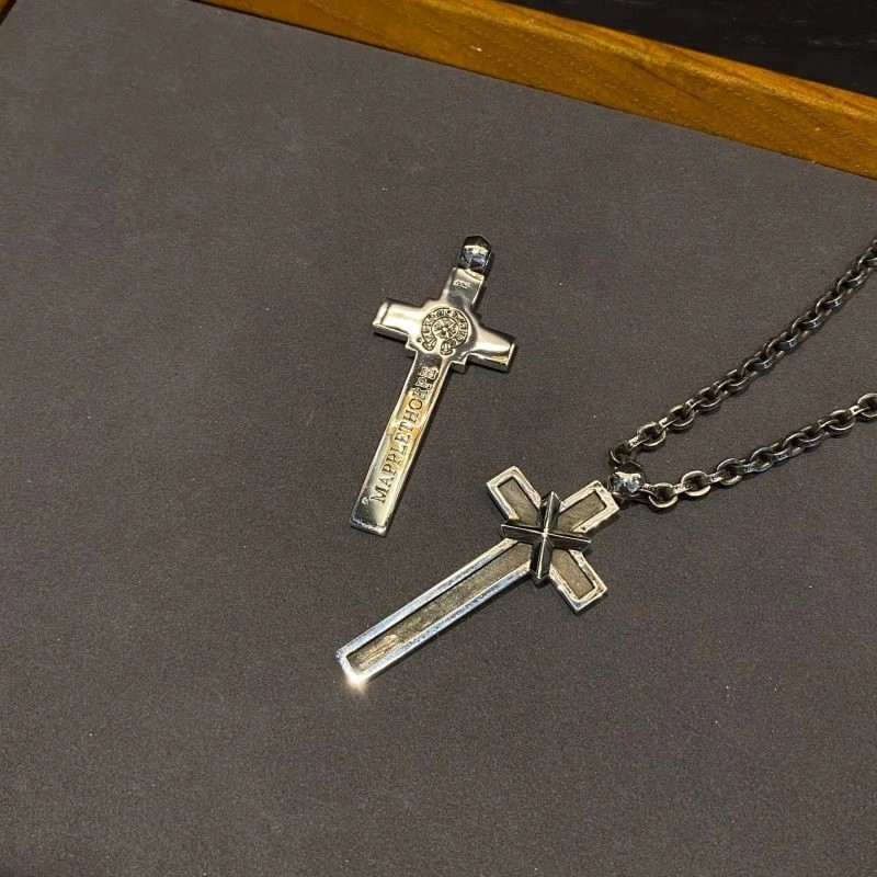 Lightweight Chrome Hearts Necklaces 240026