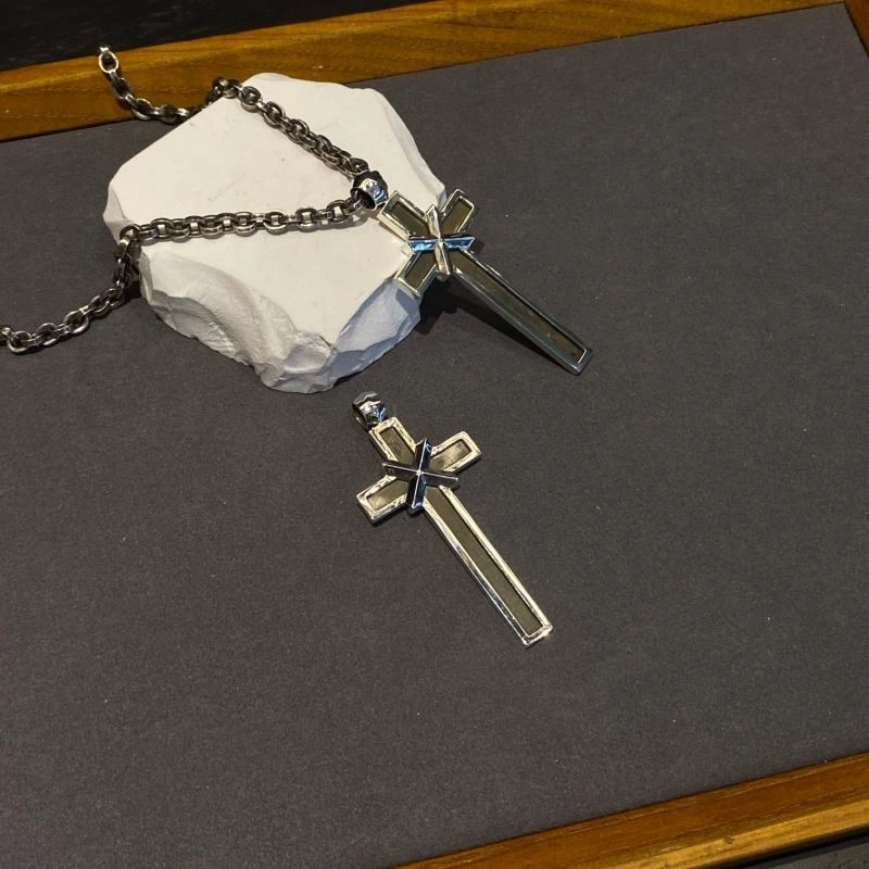 Lightweight Chrome Hearts Necklaces 240026