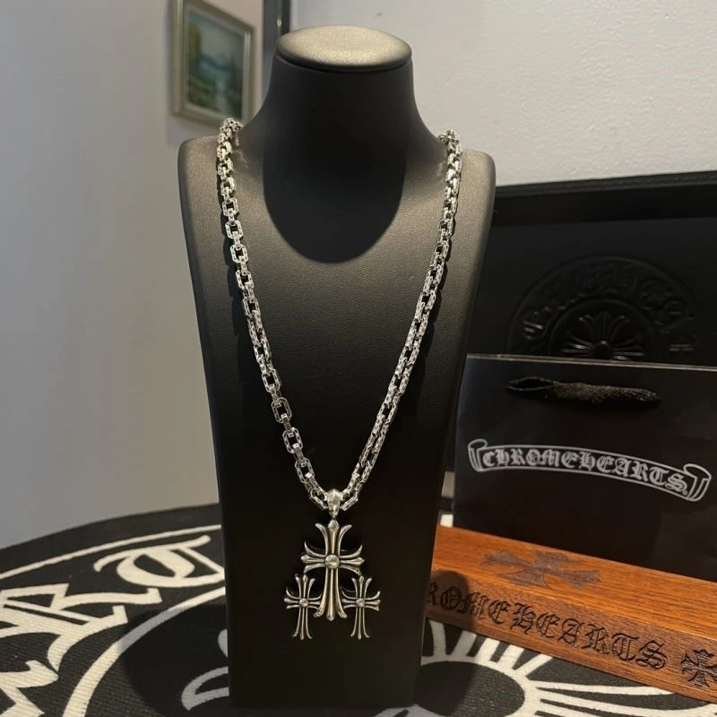 Practical Chrome Hearts Necklaces 240020