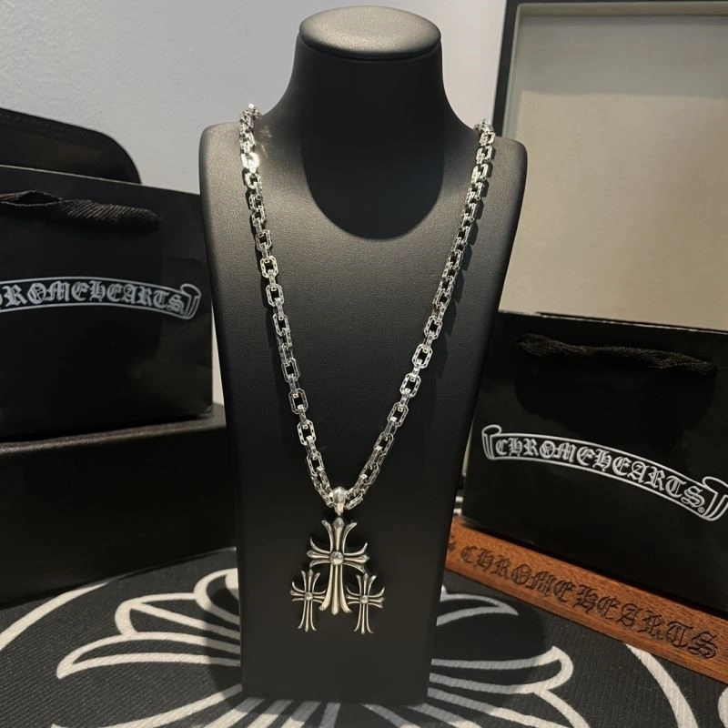 Practical Chrome Hearts Necklaces 240020