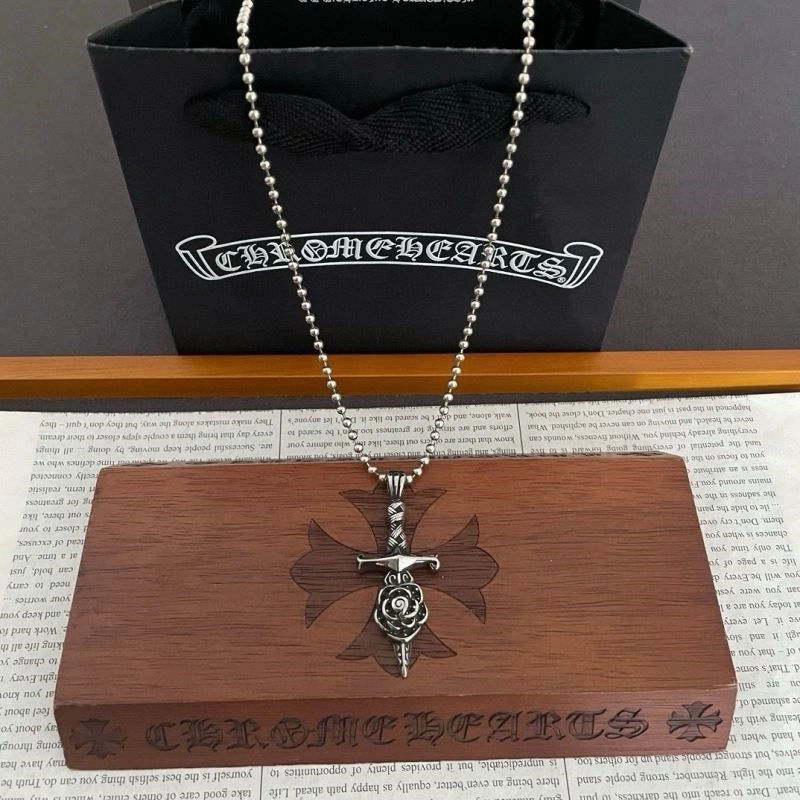 Modern Chrome Hearts Necklaces 240006
