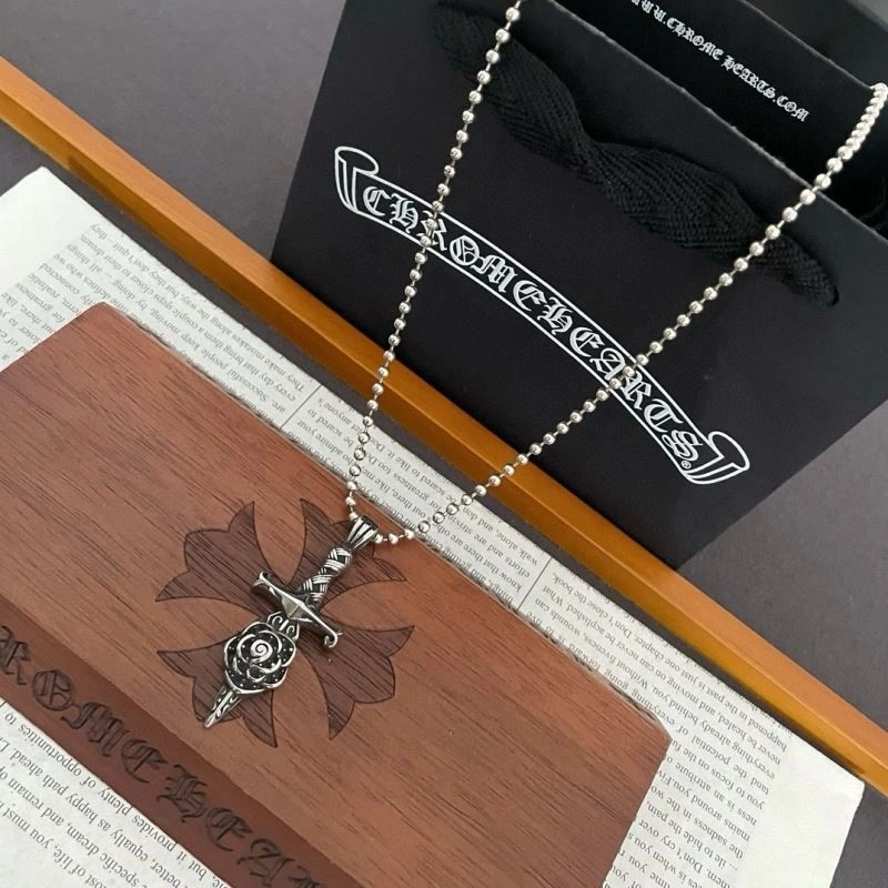 Modern Chrome Hearts Necklaces 240006