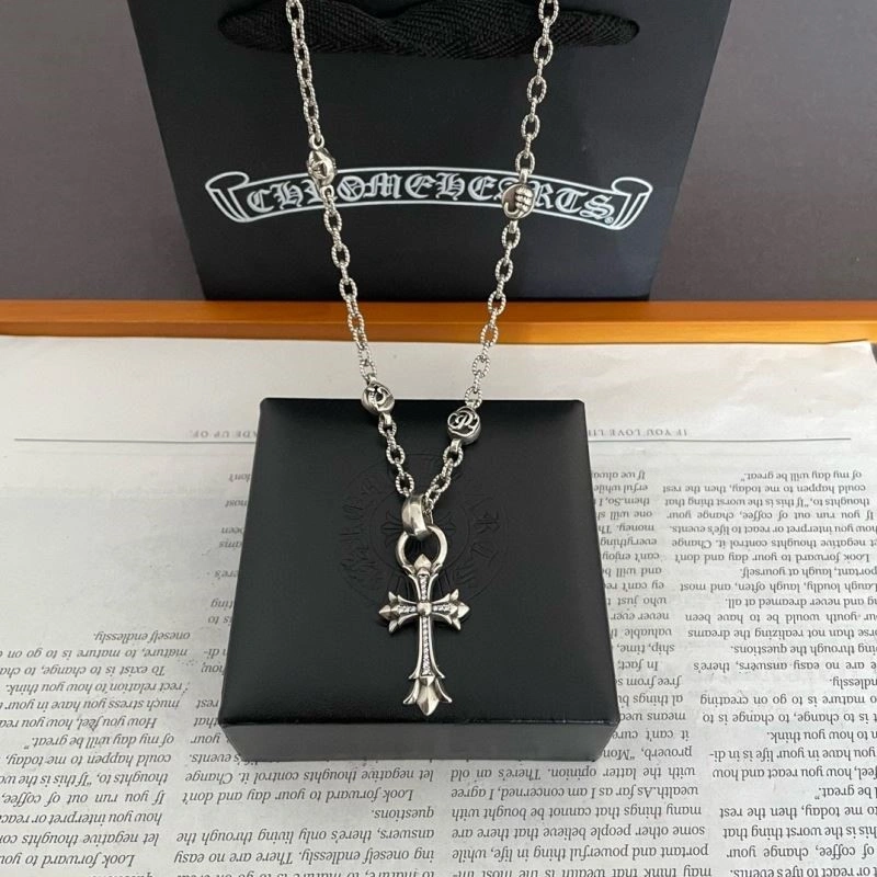 WrinkleFree Chrome Hearts Necklaces 239999