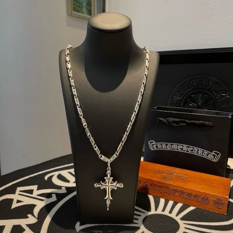 Sporty Chrome Hearts Necklaces 239997