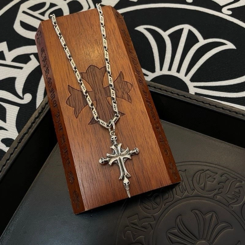 Sporty Chrome Hearts Necklaces 239997