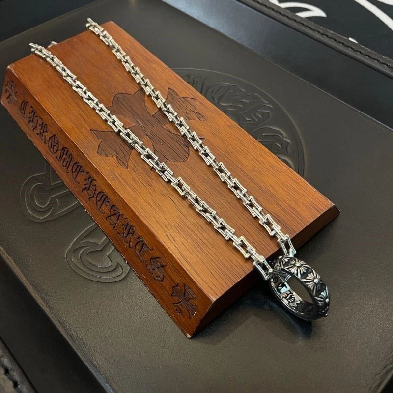 Trendsetting Chrome Hearts Necklaces 239995