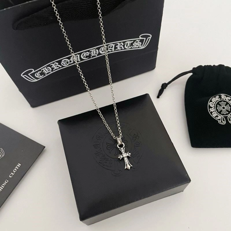 WrinkleFree Chrome Hearts Necklaces 239974