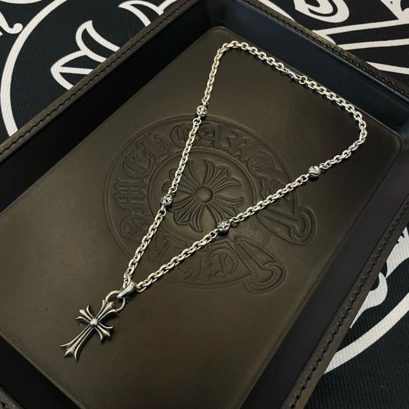 Snug Chrome Hearts Necklaces 240005